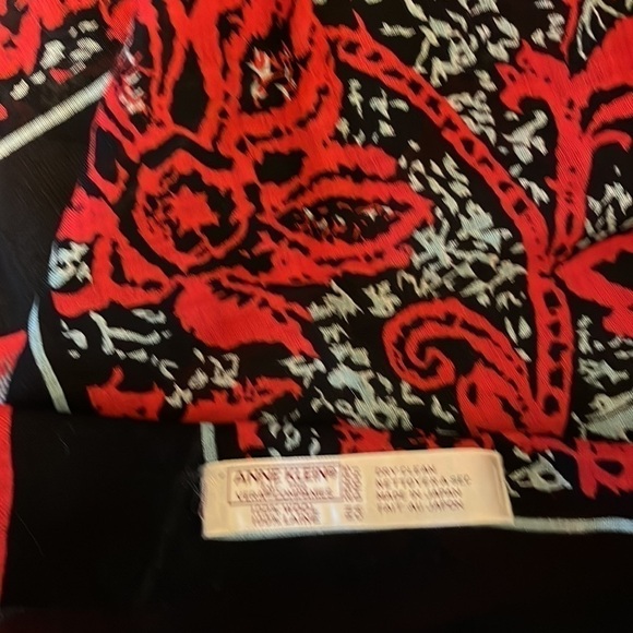 Anne Klein wool scarf, for Vera. Vintage. Rare find. - Picture 4 of 4